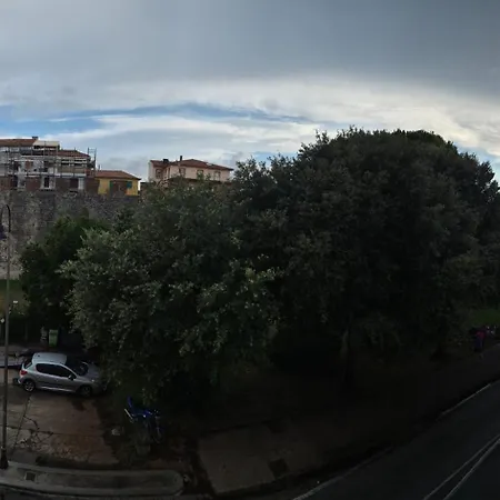 Tower View Πανσιόν